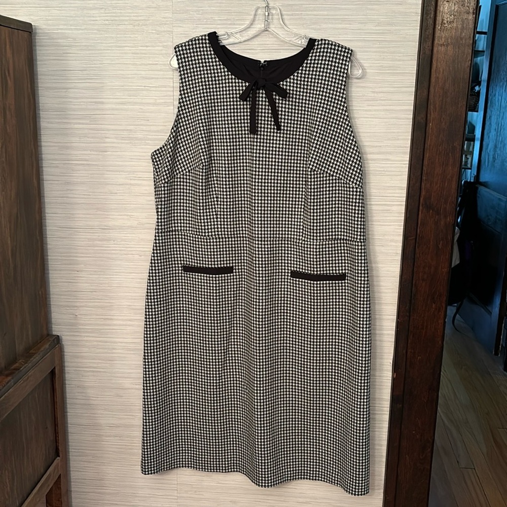 Talbots knit dress in herringbone print with bow detail and faux pockets